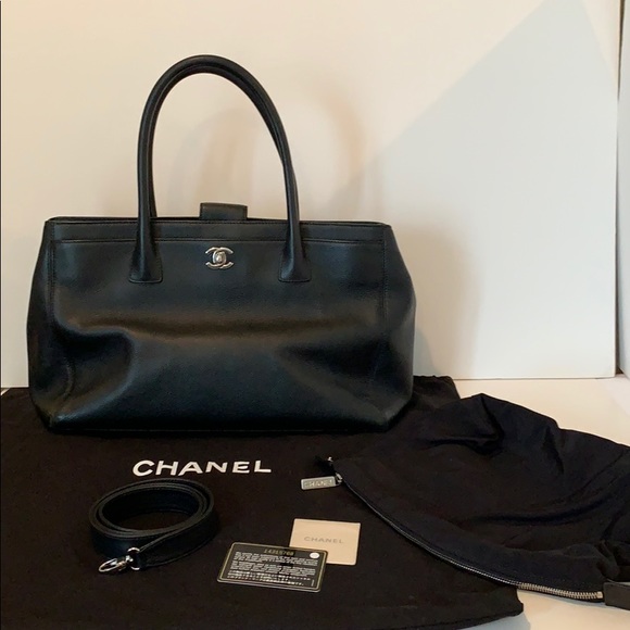 CHANEL Handbags - Authentic CHANEL black leather tote